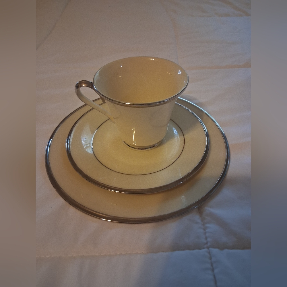Lenox Solitaire 3 Piece Tea Cup And Plate Set